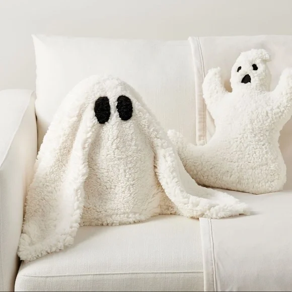 Pottery Barn Spooky and Cute Gus The Ghoulish Ghost Cuddle Decorative Pi… - Picture 3 of 16